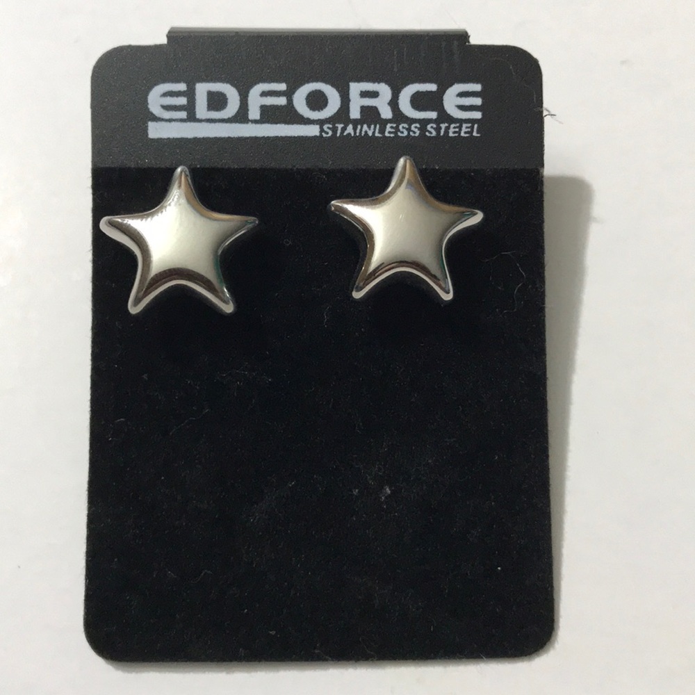 SALE 🌸 EDFORCE Star Earrings